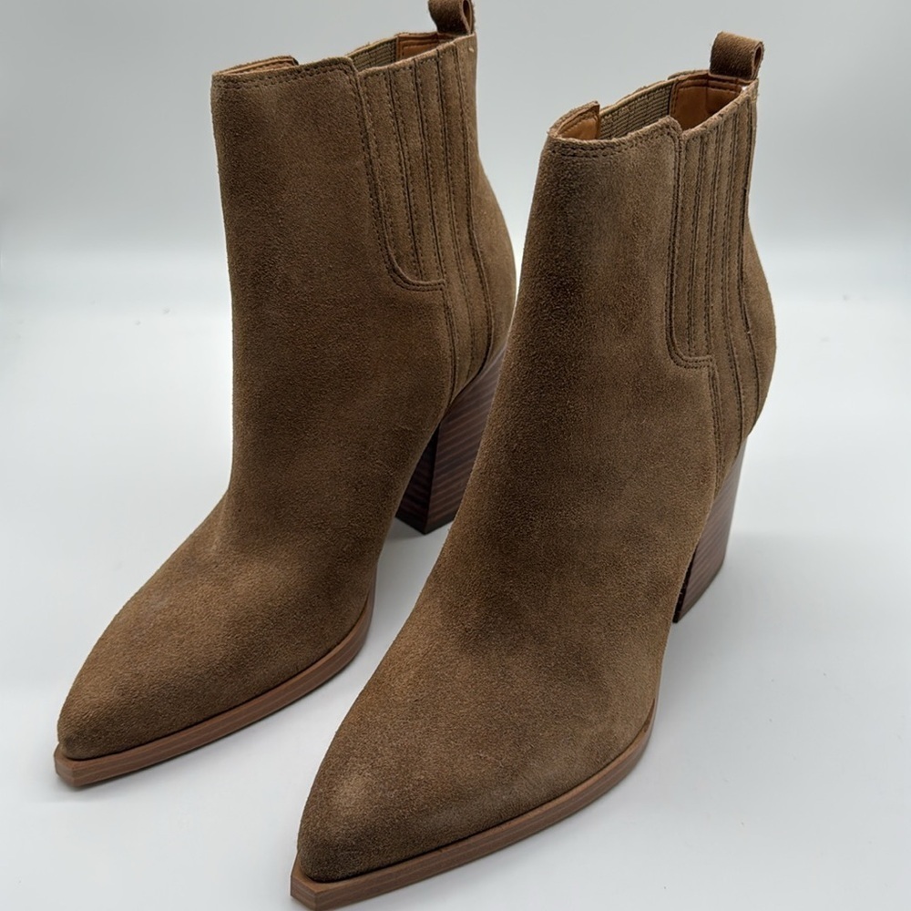 Marc Fisher Oshay Pointed Toe Booties in Natural Suede Size 9 - Picture 2 of 11